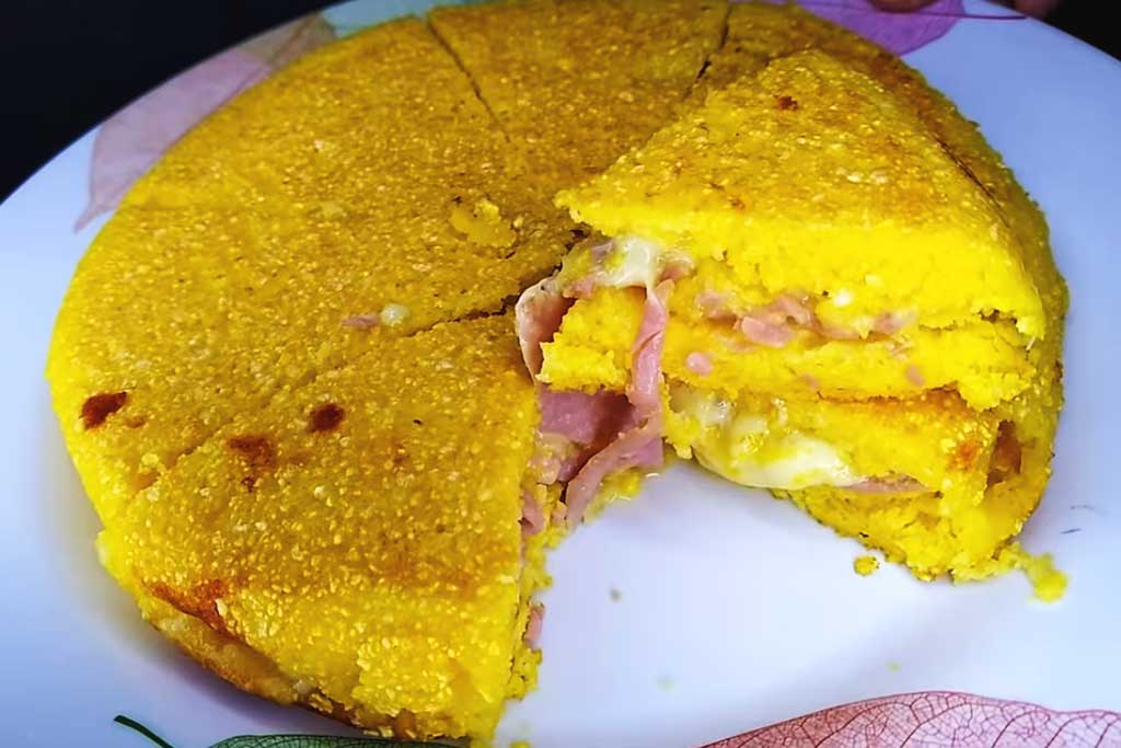 Cuscuz de Frigideira Recheado