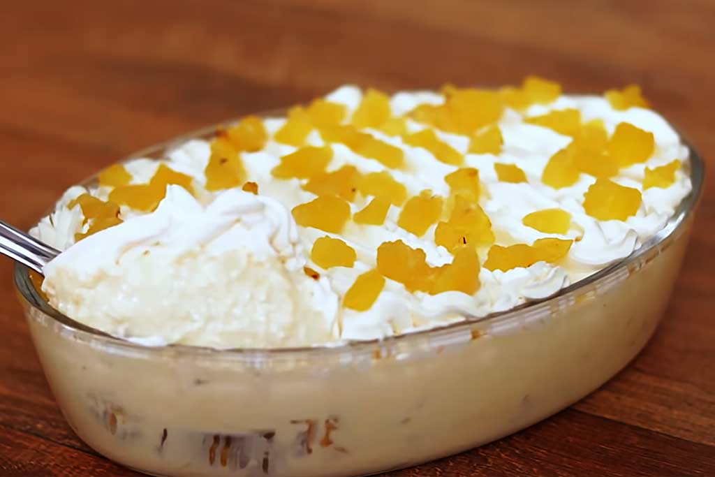 Gelado de Abacaxi com Coco