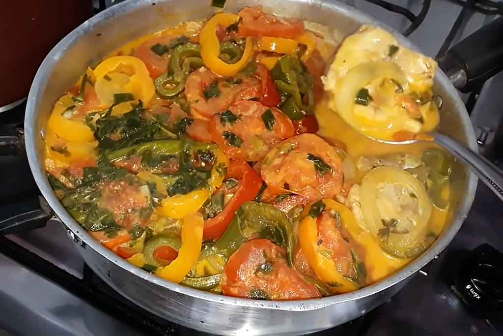 Moqueca de Filé de Merluza