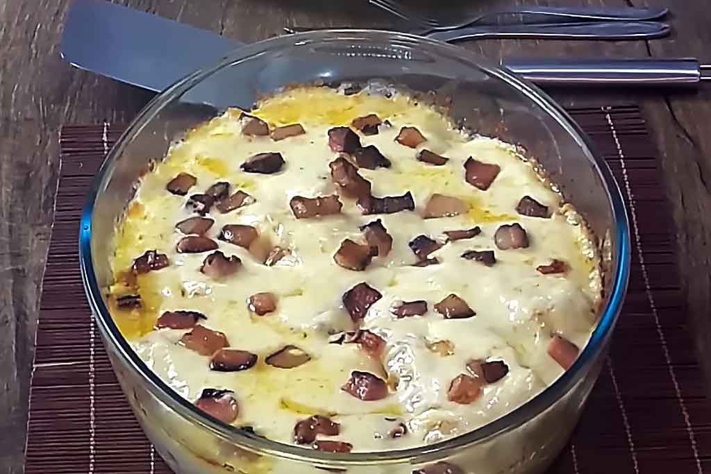 Mandioca Gratinada ao Forno