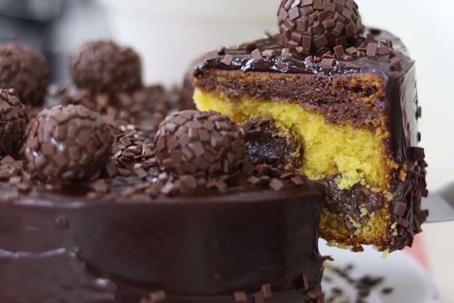 Bolo de Cenoura Recheado com Brigadeiro
