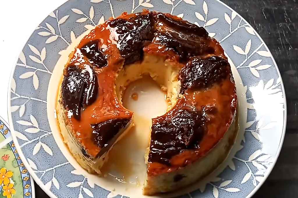 Pudim Recheado de Chocolate