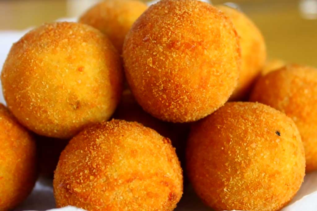 Bolinho de Queijo Sem Massa
