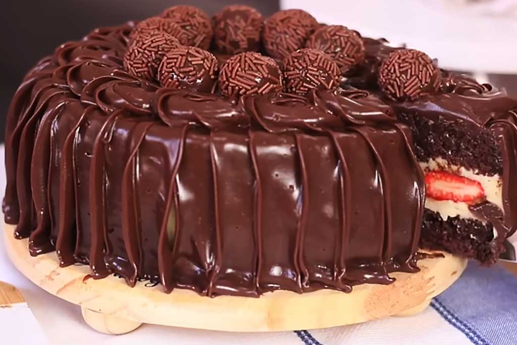 Bolo de Chocolate com Leite Ninho