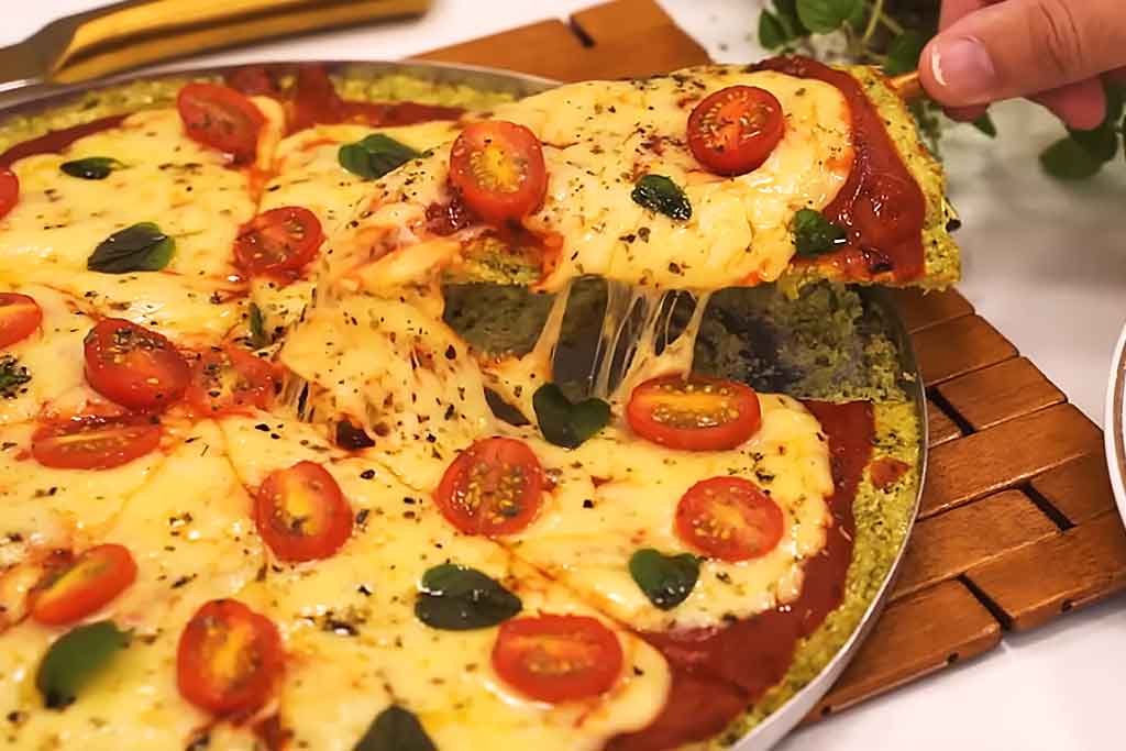 Pizza de Brócolis Sem Massa