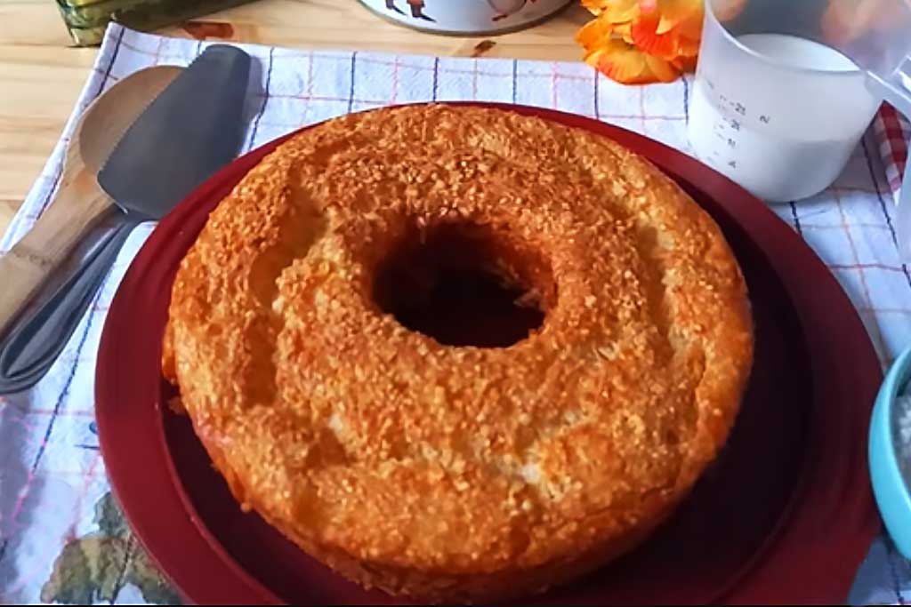 Bolo de Tapioca Granulada