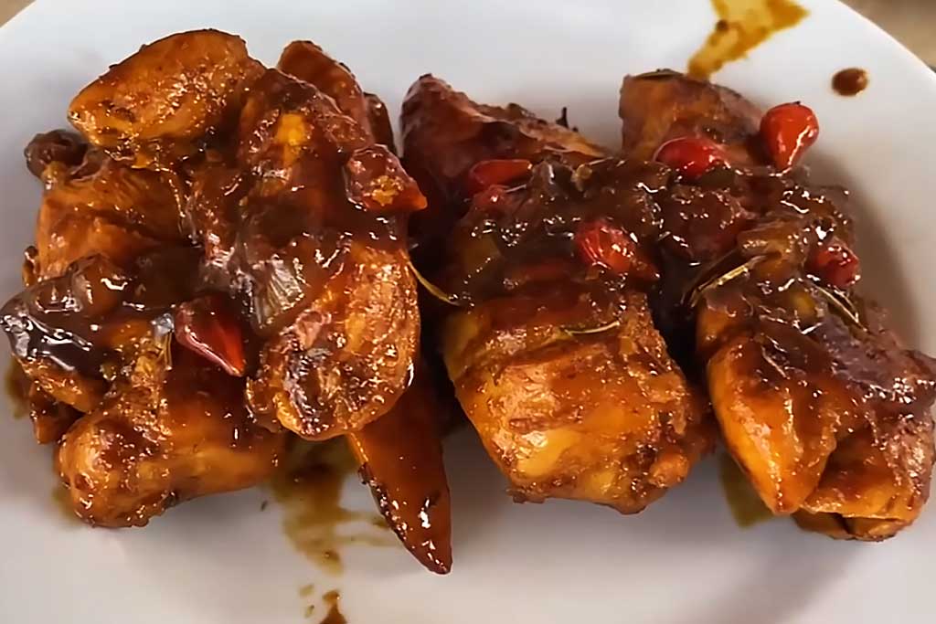 Peito de Frango ao Molho Especial