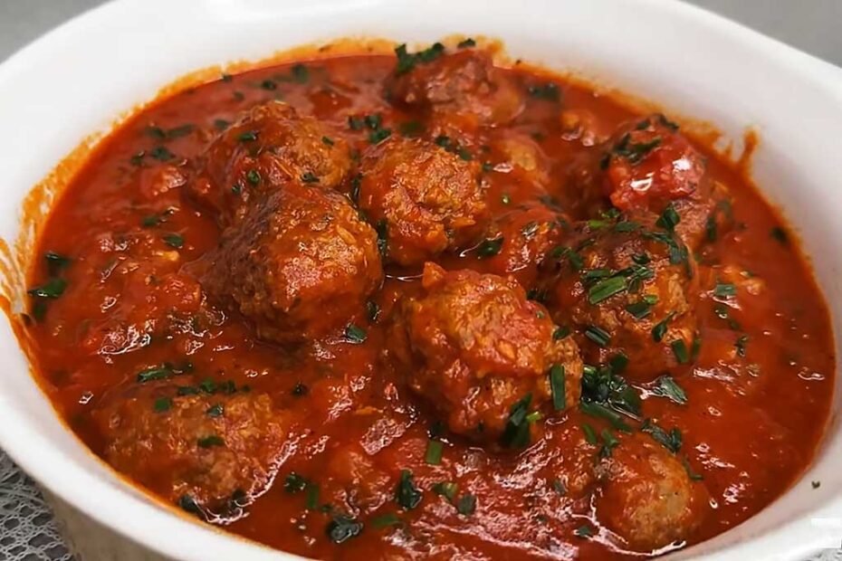 Almôndegas de Carne ao Molho