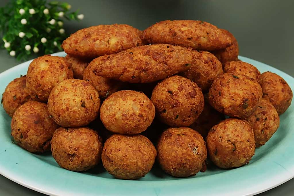 Croquete de Mandioca com Calabresa