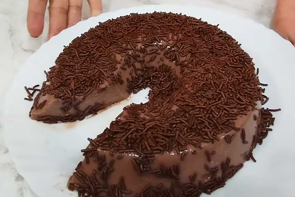 Brigadeirão Gelado de Nescau no Liquidificador