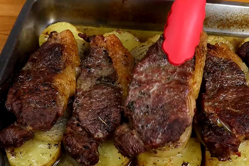 Contra Filé ao Forno com Batatas
