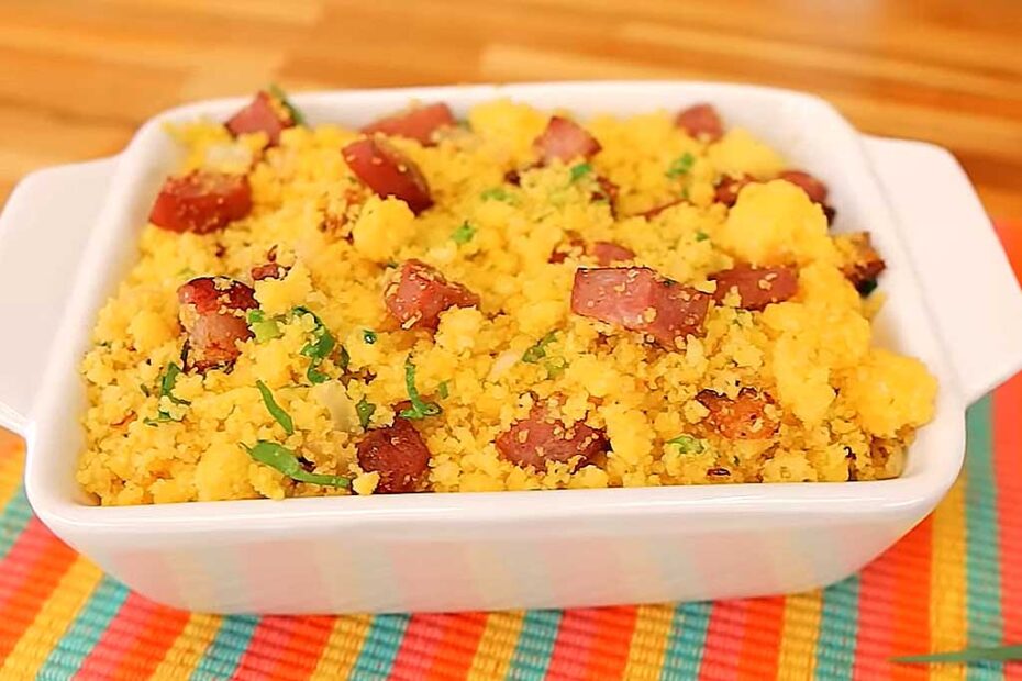 Farofa de Cuscuz com Bacon e Calabresa