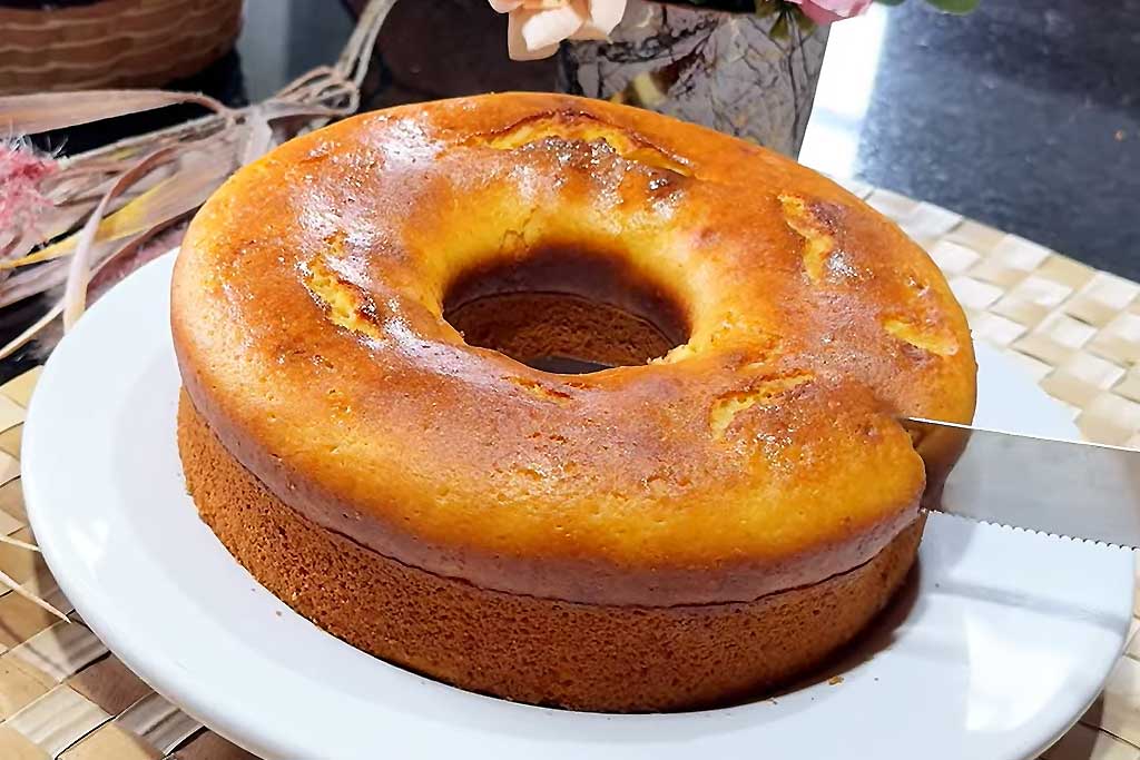 Bolo Creme de Abacaxi