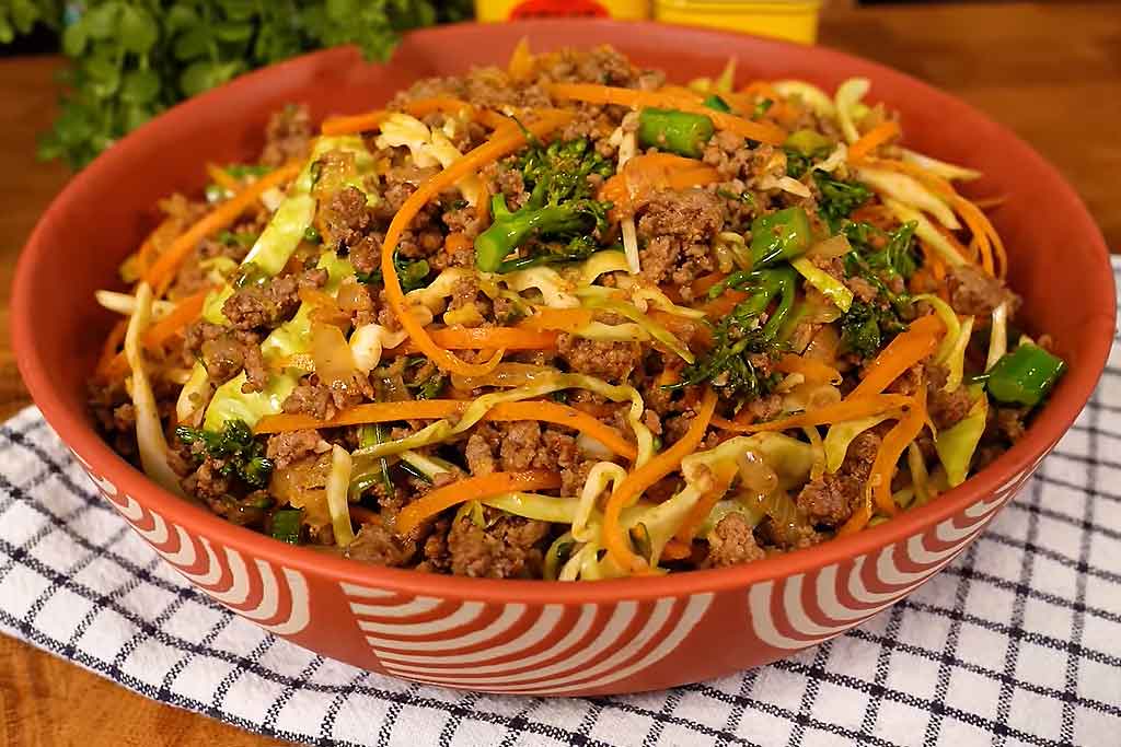 Carne Moída com Legumes