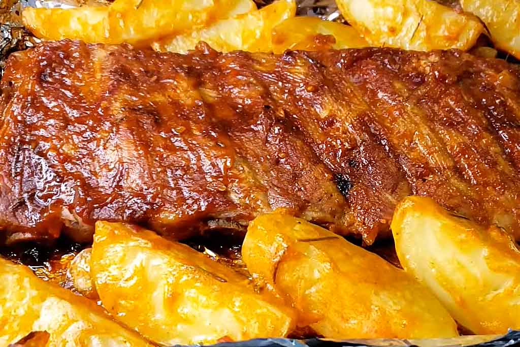 Costela de Porco com Molho Barbecue