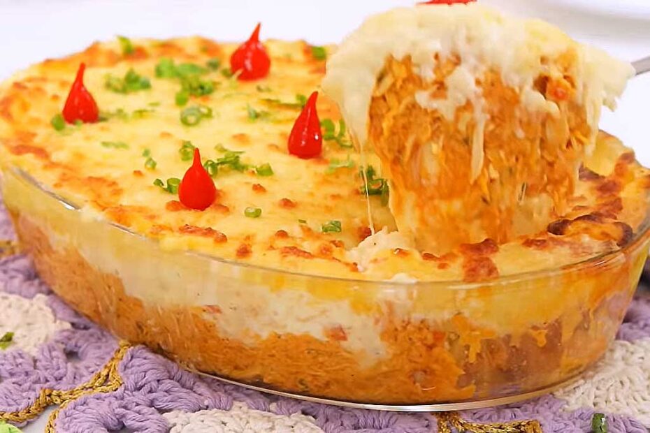 Escondidinho de Frango ao Molho Strogonoff