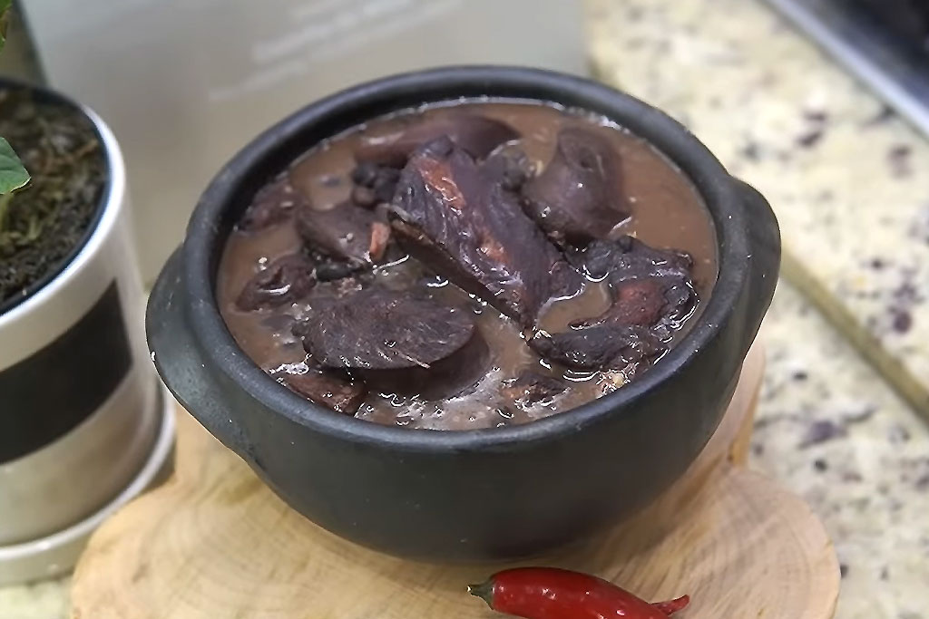 Feijoada Completa