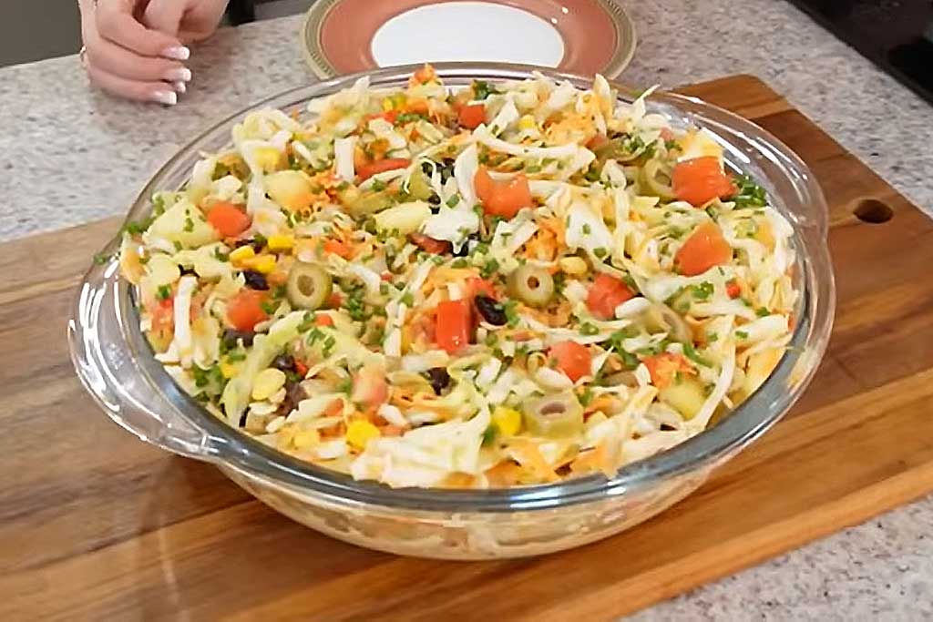 Salada de Repolho Refrescante