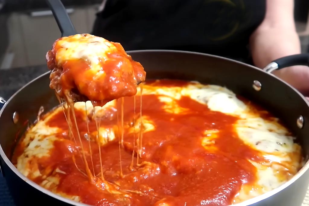 Bife à Parmegiana de Frigideira