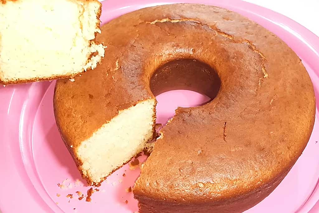 Bolo Fácil de Leite Condensado
