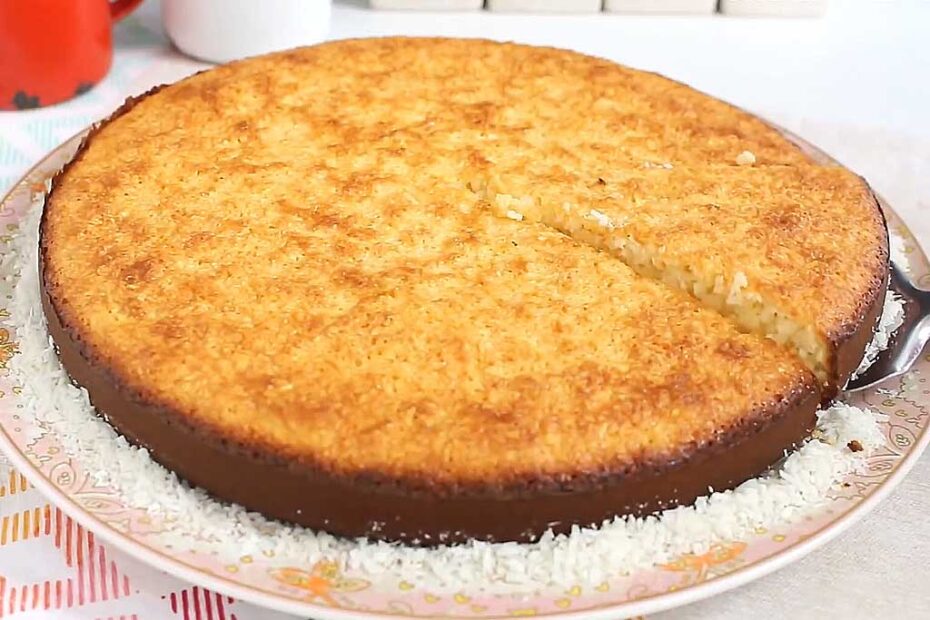 Bolo Molhadinho de Coco e Queijo