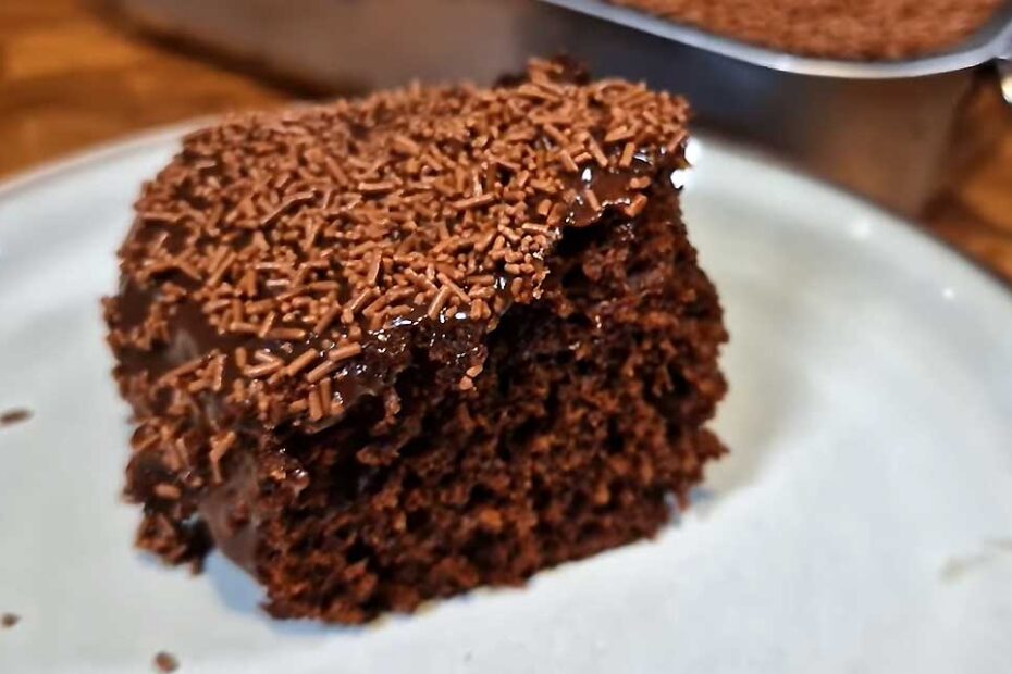 Bolo de Brigadeiro Tradicional