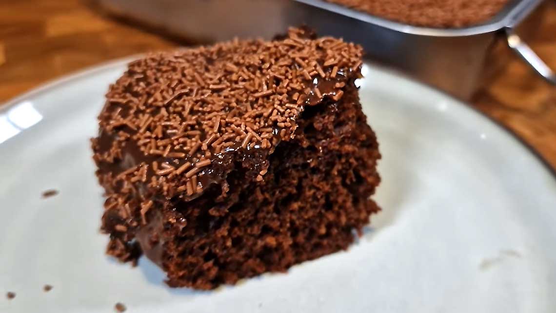 Bolo de Brigadeiro Tradicional