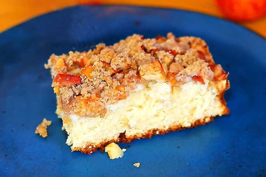 Bolo de Maçã Fofinho com Farofa