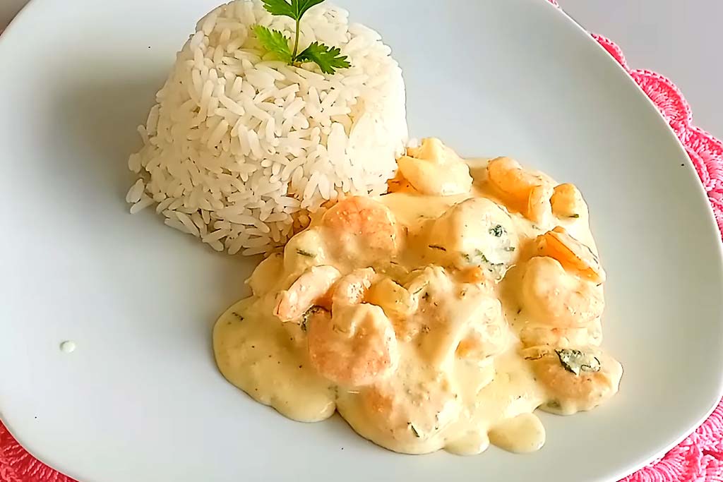 Camarão ao Molho de Creme de Leite