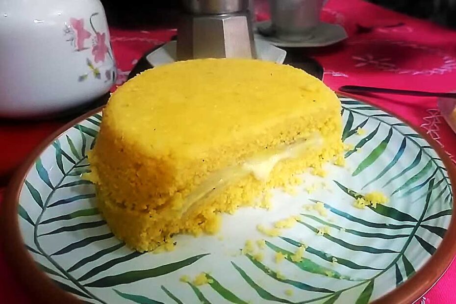 Cuscuz Recheado com Queijo e Banana