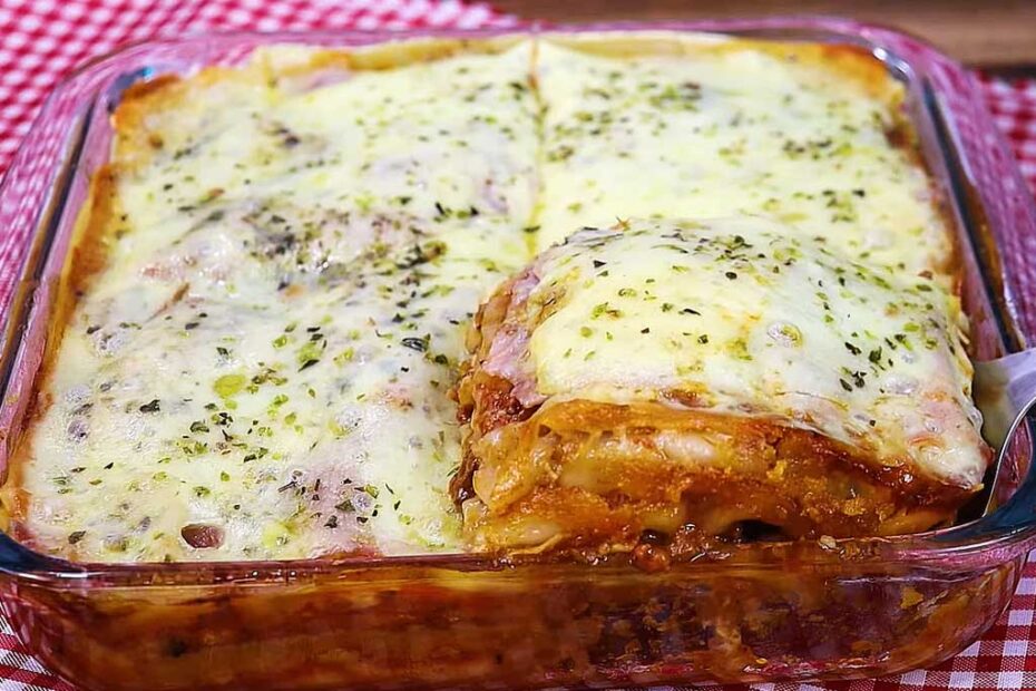 Lasanha Bolonhesa com Massa de Pastel