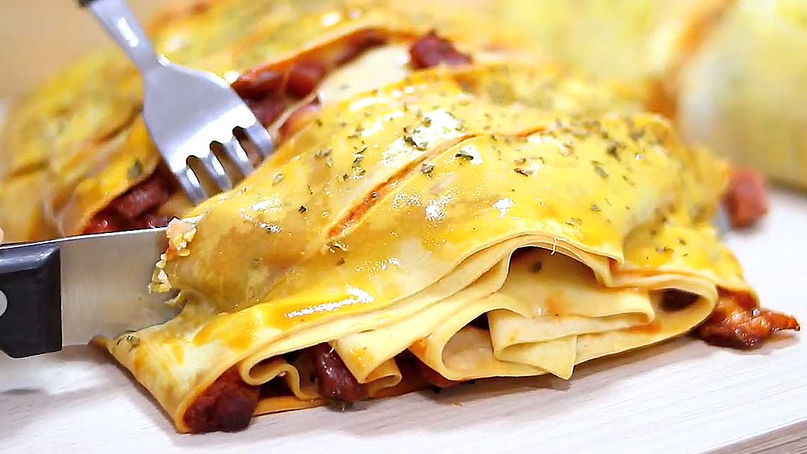 Rocambole de Massa de Pastel