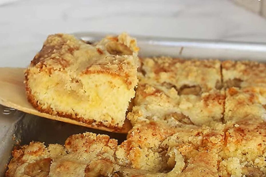 Bolo Cuca de Banana com Farofinha