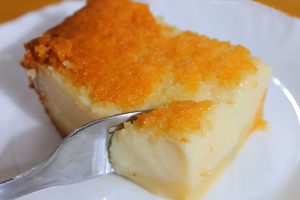 Bolo de Leite Cremoso que Derrete