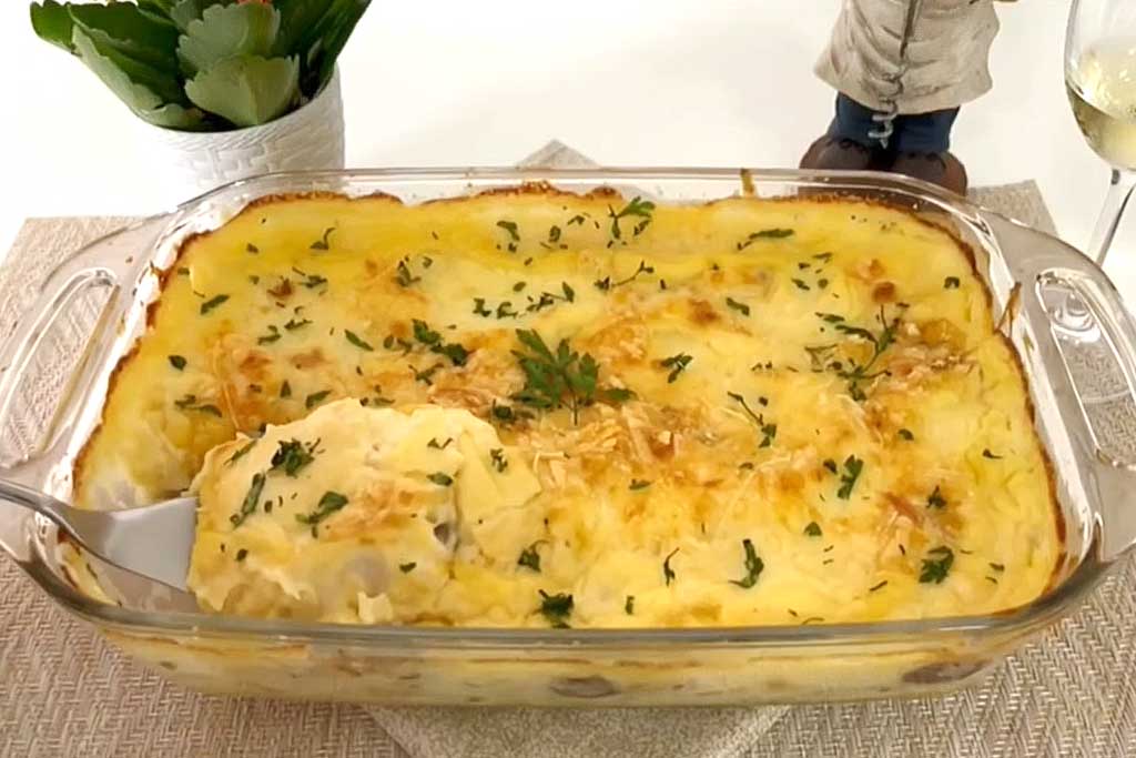Escondidinho de Bacalhau Cremoso com Mandioca