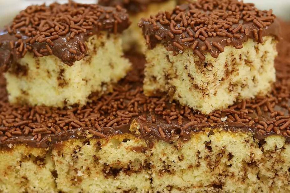 Bolo Formigueiro com Cobertura Cremosa