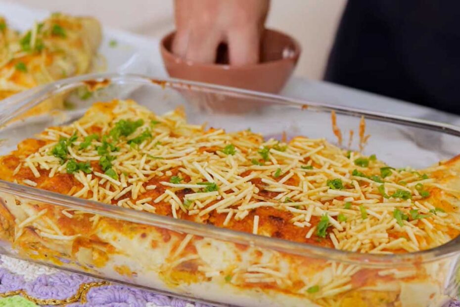 Panqueca de Frango Cremosa com Molho