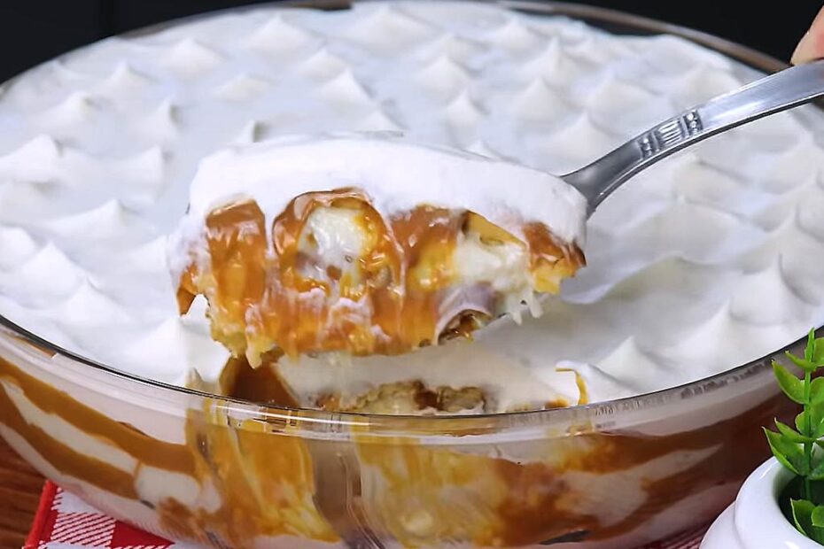 Pavê de Abacaxi com Coco e Doce