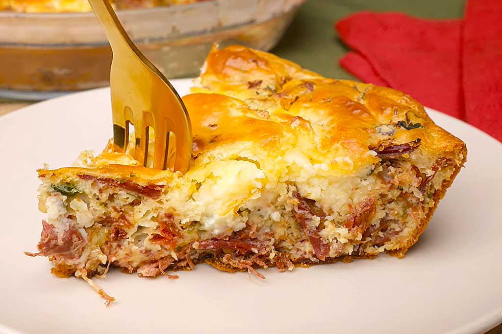 Torta de Liquidificador com Carne Seca