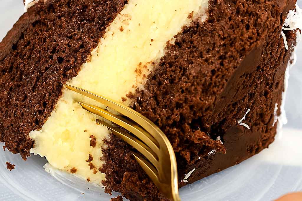 Bolo Prestígio Molhadinho e Cremoso