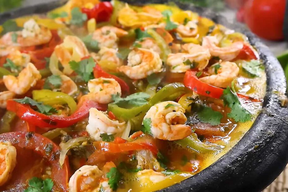 Moqueca de Peixe com Camarão na Panela