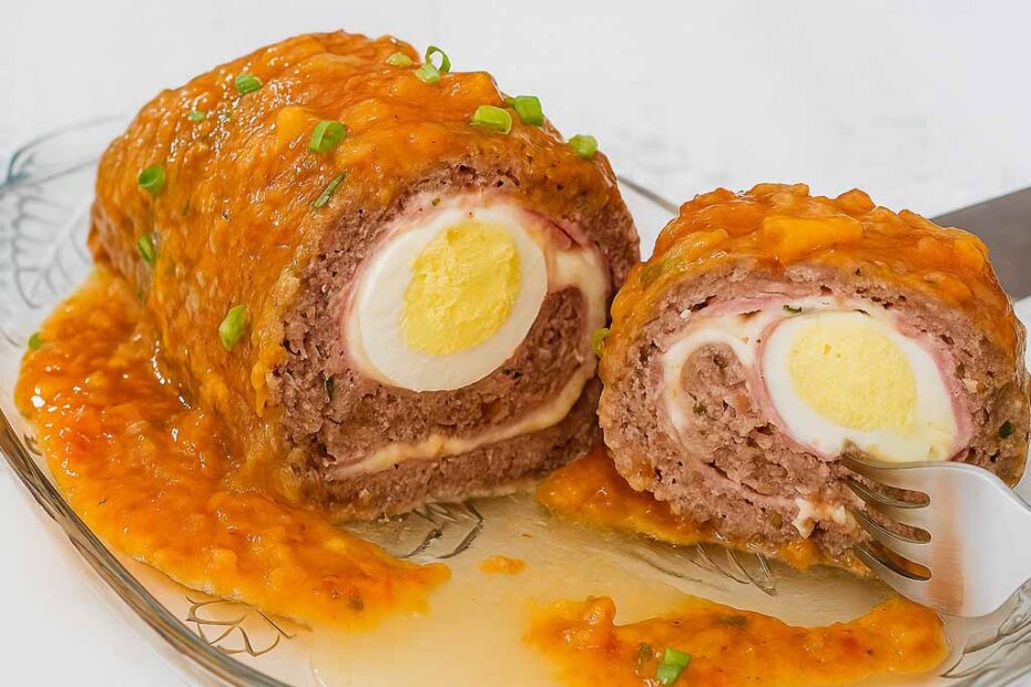 Rocambole de Carne com Recheio Cremoso