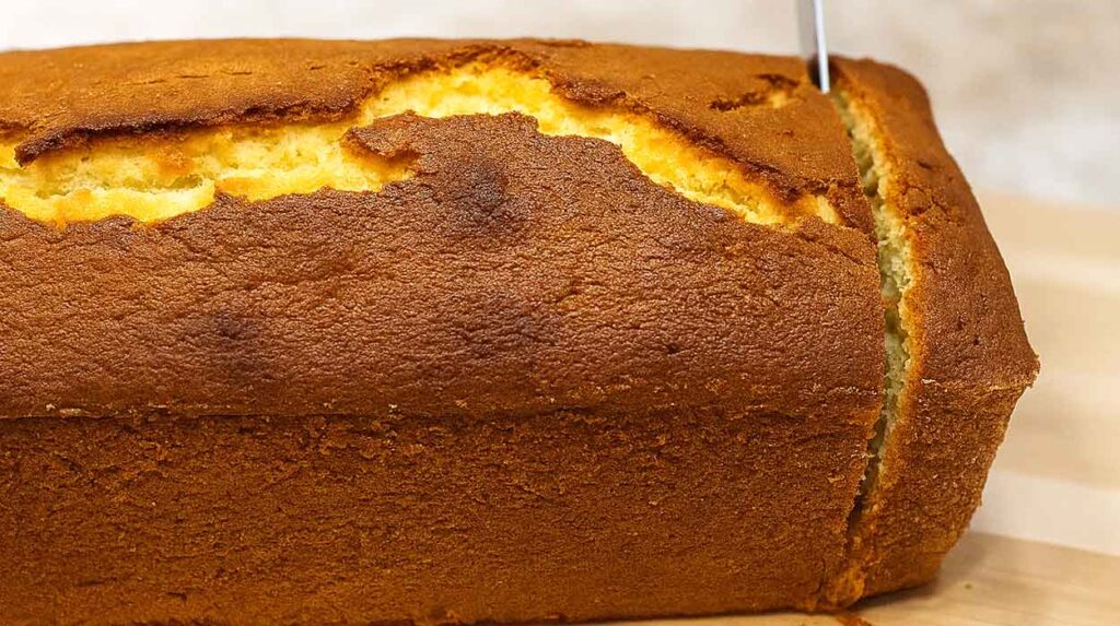Bolo Simples de Laranja Amanteigado