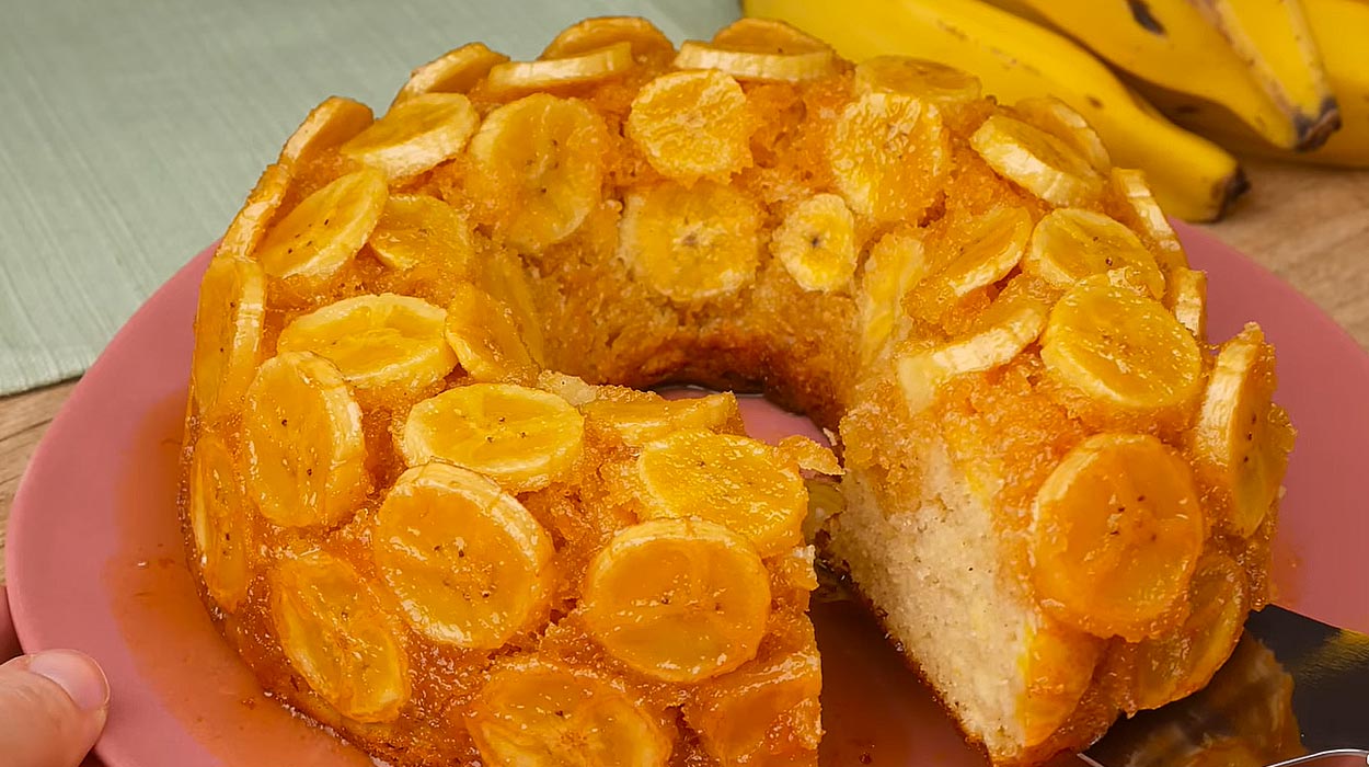 Bolo de Banana Caramelizada
