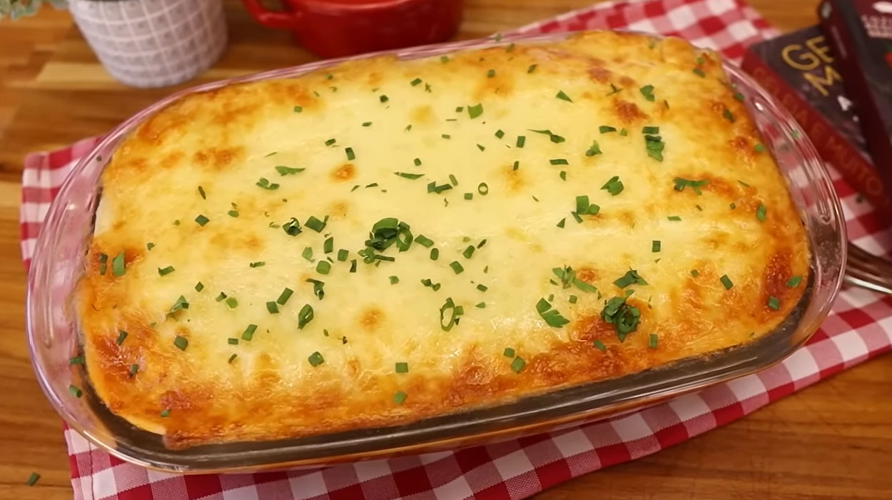 Escondidinho de Carne Moída Cremoso