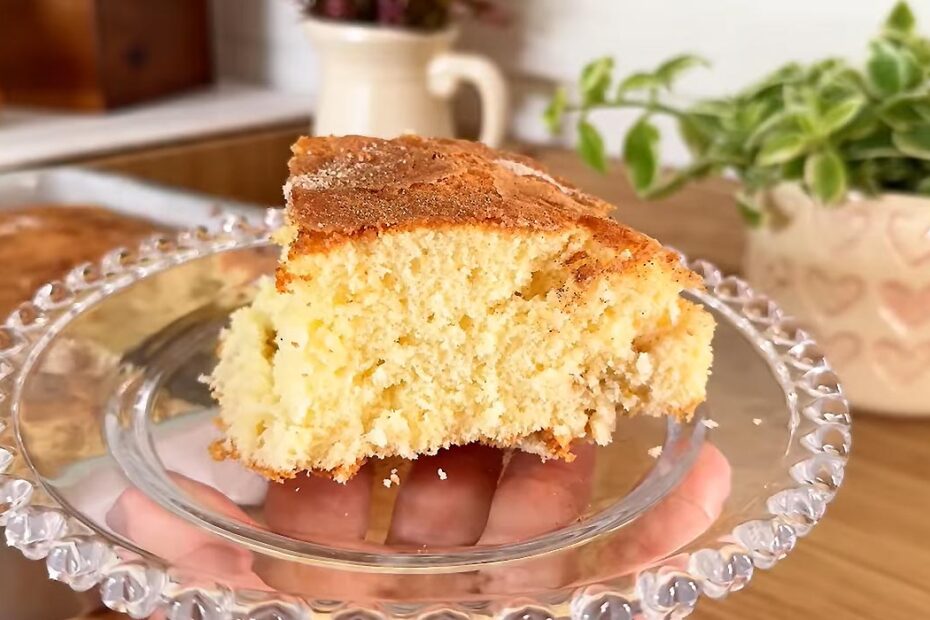 Bolo de Banana Simples e Fofinho