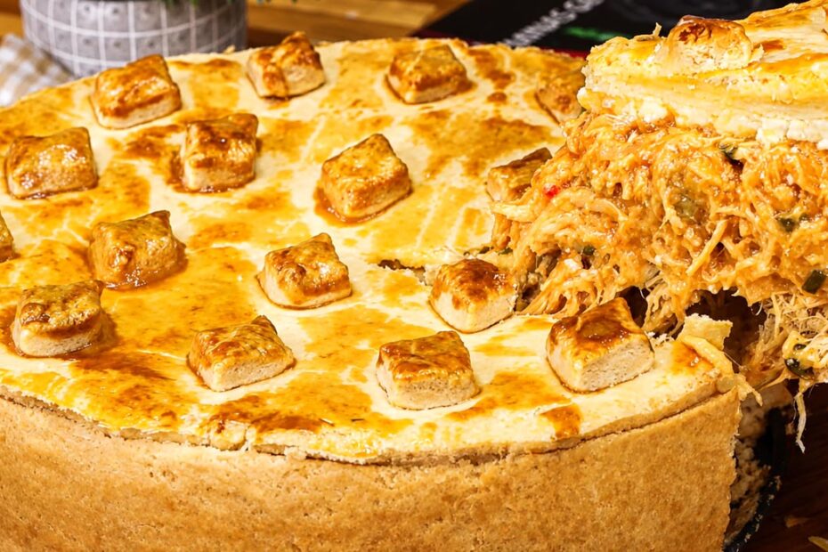 Empadão de Frango Cremoso com Requeijão